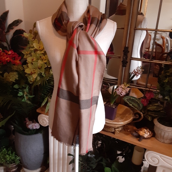 Jessica McClintock Polyester Plaid Scarf NWT - Picture 5 of 6